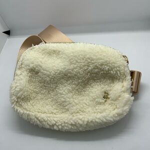 Wantable Sherpa Belt Bag